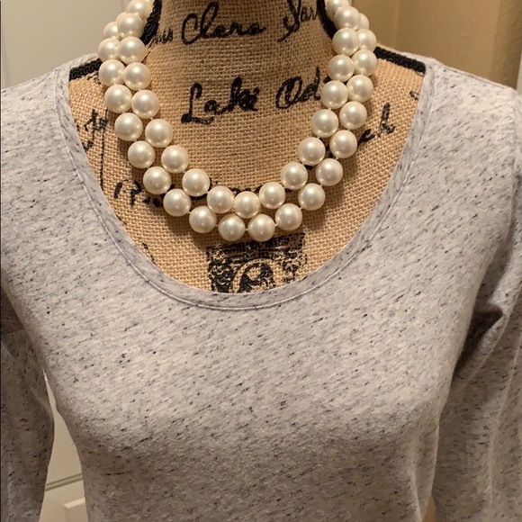 LOFT Basic Crew Neck - Picture 2 of 4